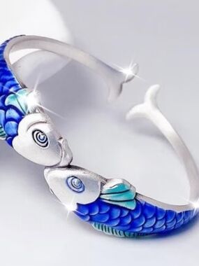 NWOT Blue Koi Fish Hinged Bracelet